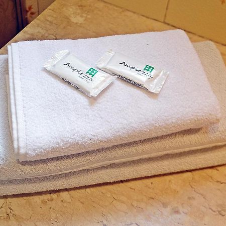 Hotel Ampiezza Κουριτίμπα Εξωτερικό φωτογραφία