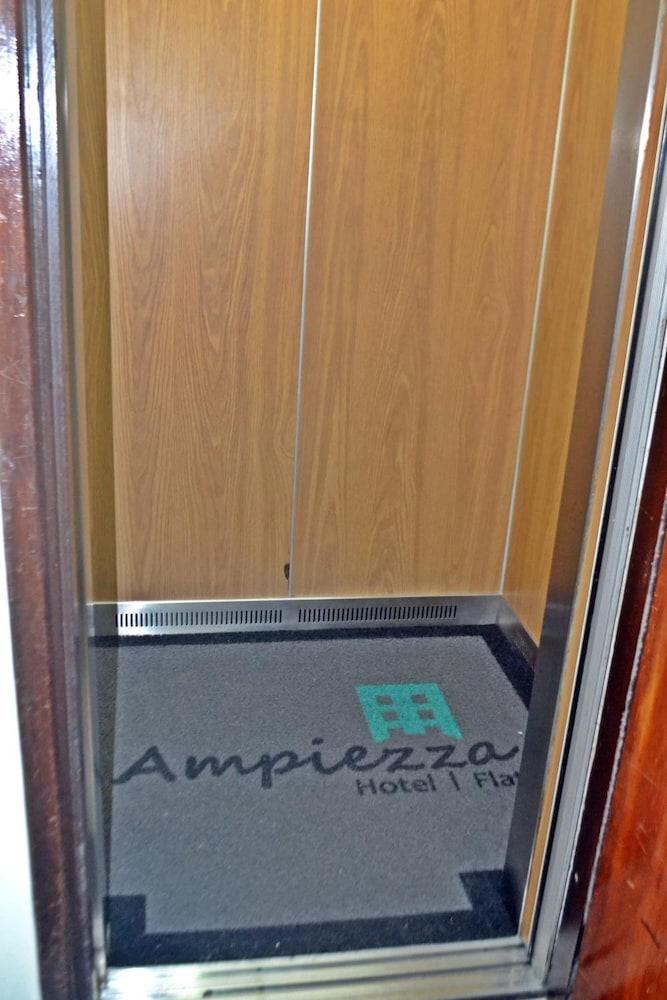 Hotel Ampiezza Κουριτίμπα Εξωτερικό φωτογραφία