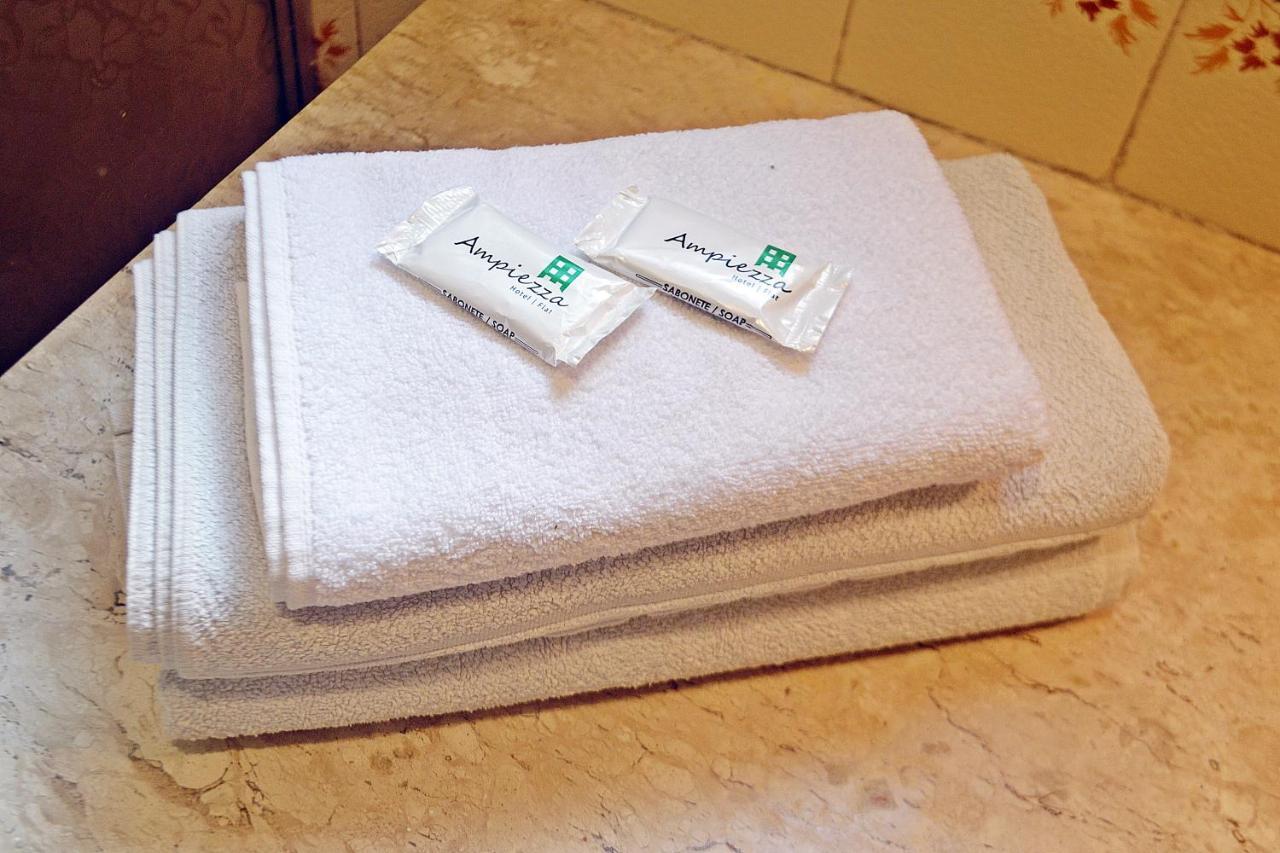 Hotel Ampiezza Κουριτίμπα Εξωτερικό φωτογραφία